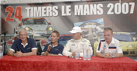 De fire sikre danske deltagere i årets Le Mans (f.v.) Lars Erik Nielsen, Allan Simonsen, Casper Elgaard og Jan Magnussen